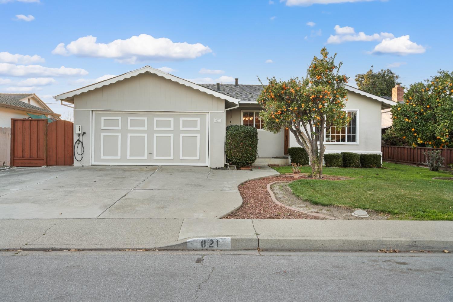 Detail Gallery Image 1 of 44 For 821 Penitencia St, Milpitas,  CA 95035 - 4 Beds | 2 Baths