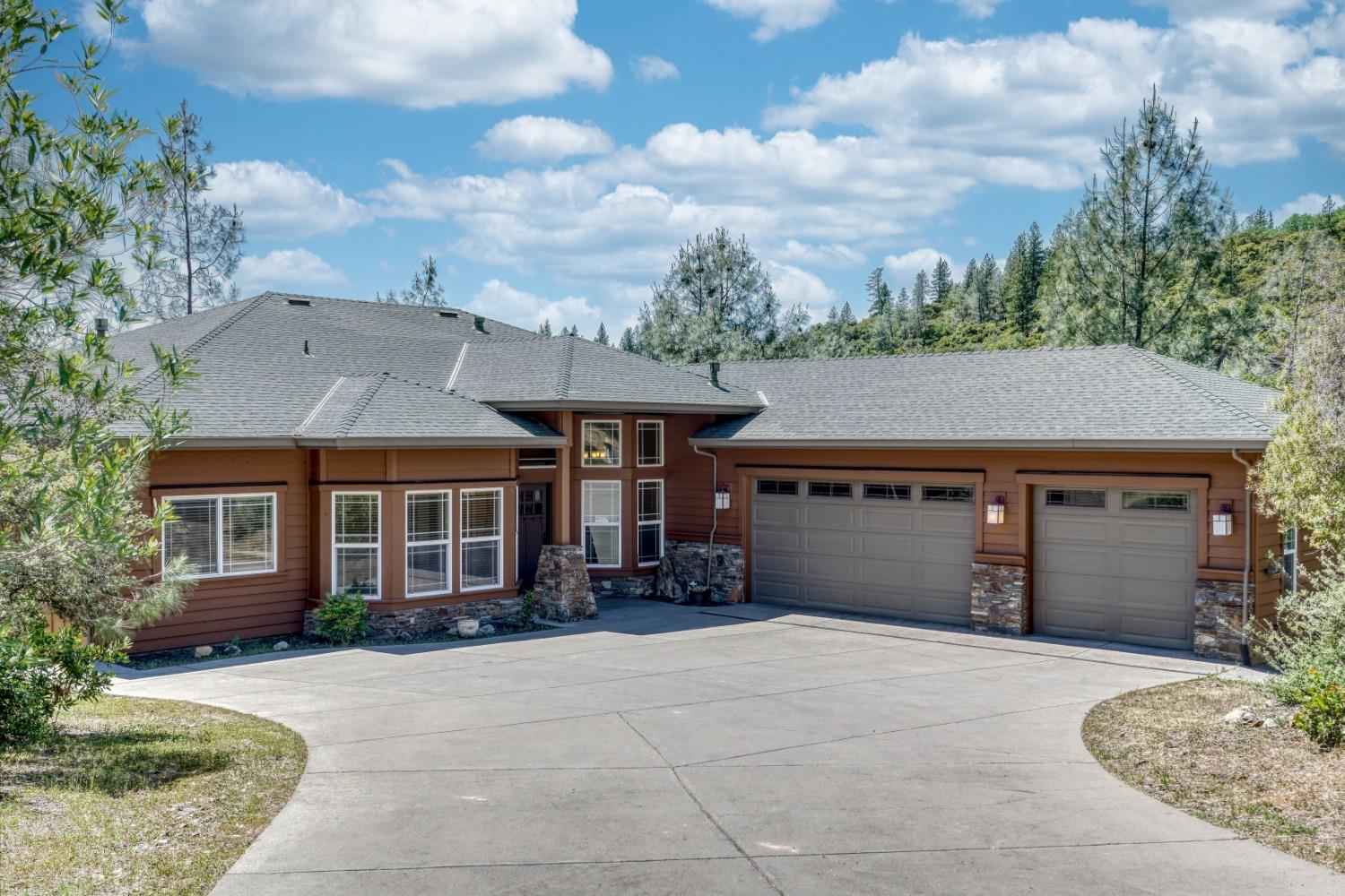 Detail Gallery Image 3 of 71 For 1470 Ponderosa Way, Colfax,  CA 95713 - 3 Beds | 2 Baths