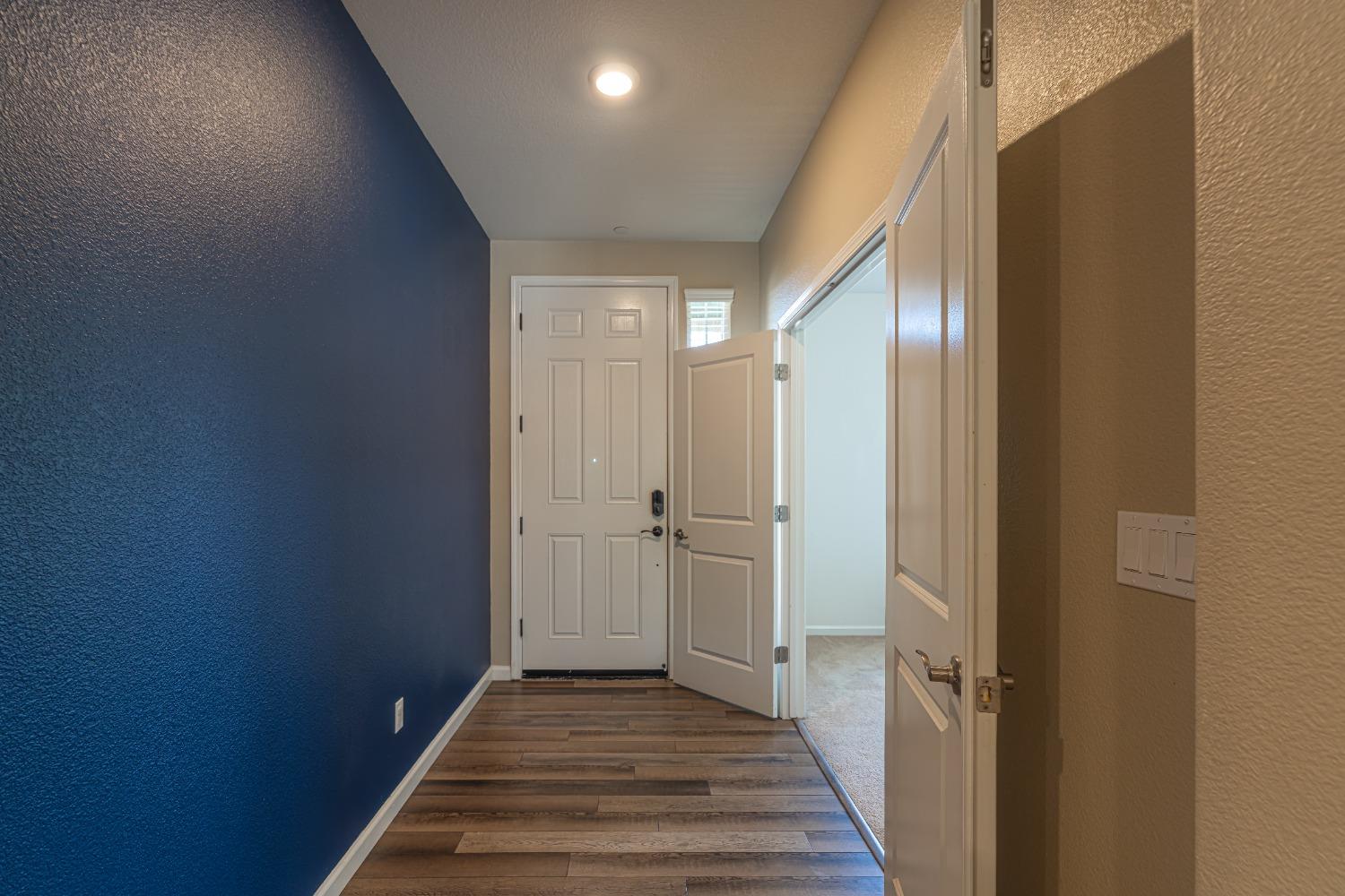 Detail Gallery Image 9 of 56 For 2050 Danforth Way, Plumas Lake,  CA 95961 - 4 Beds | 3 Baths