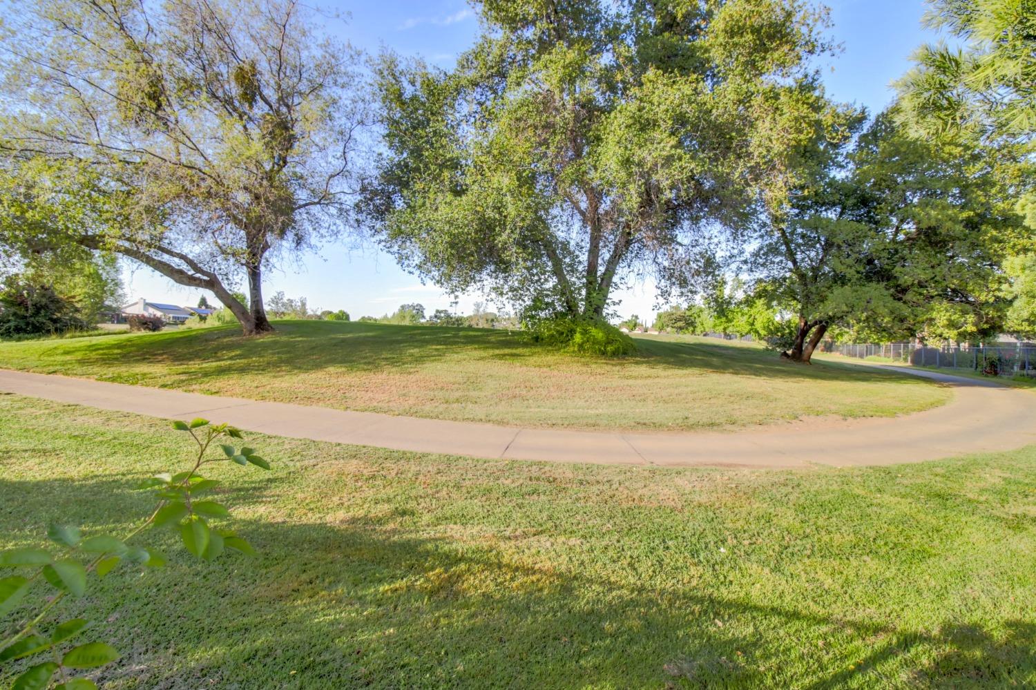 Detail Gallery Image 23 of 37 For 614 Fairway Dr, Ione,  CA 95640 - 2 Beds | 2 Baths