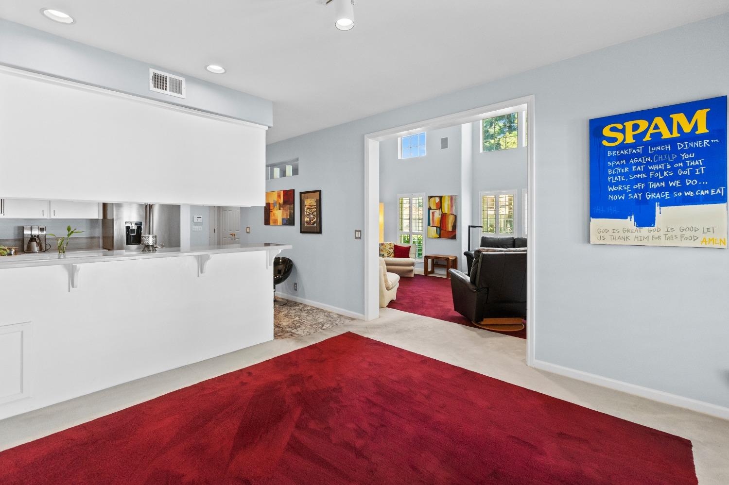 Detail Gallery Image 16 of 56 For 7805 River Village Dr, Sacramento,  CA 95831 - 3 Beds | 2/1 Baths