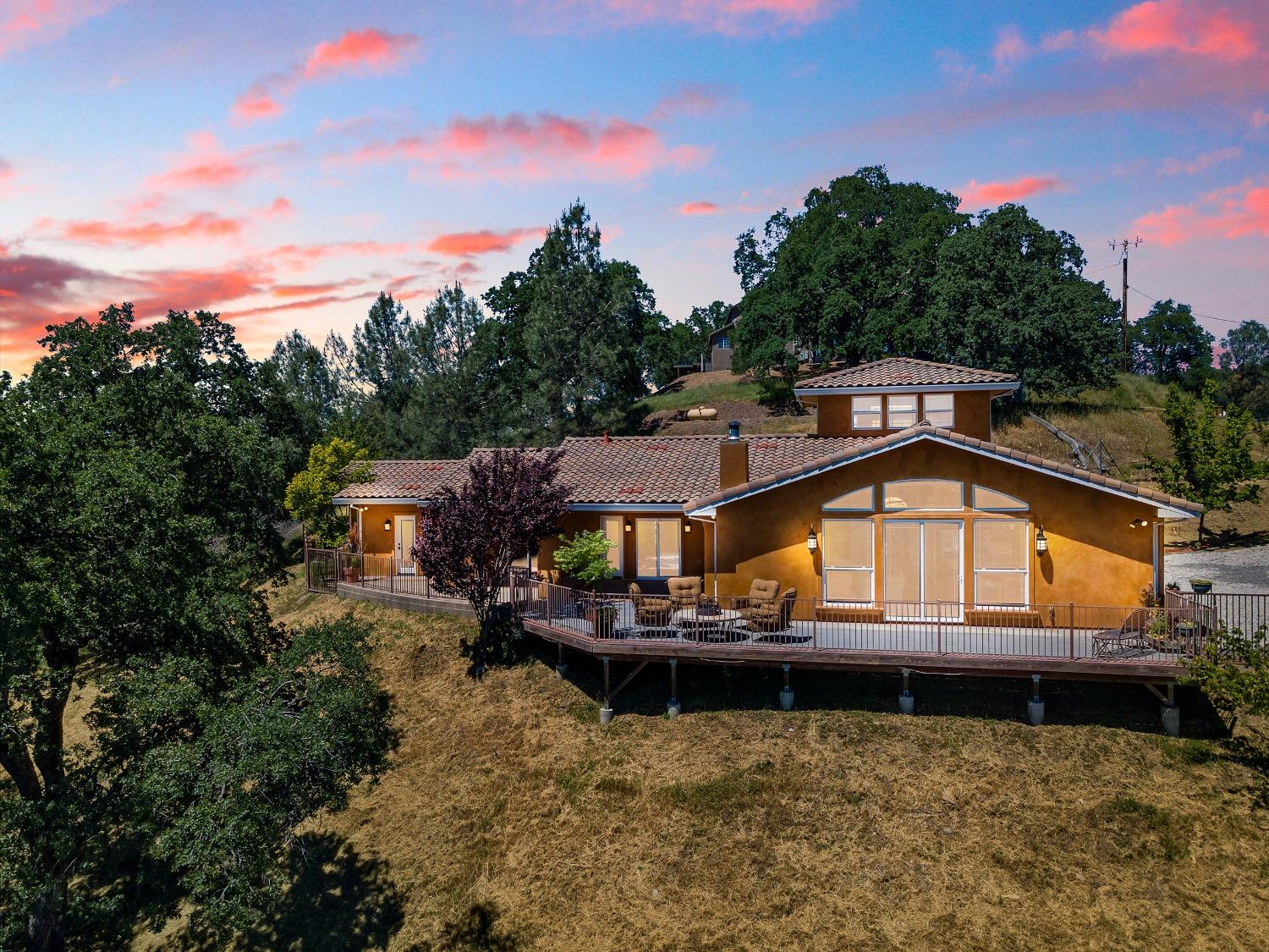 Detail Gallery Image 1 of 40 For 6801 Sagittarius Rd, Placerville,  CA 95667 - 3 Beds | 2/1 Baths