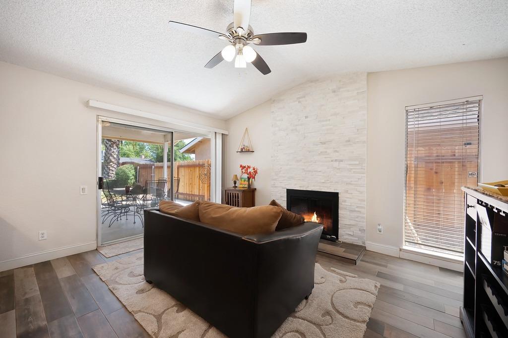 New River Circle, Rancho Cordova, California image 18