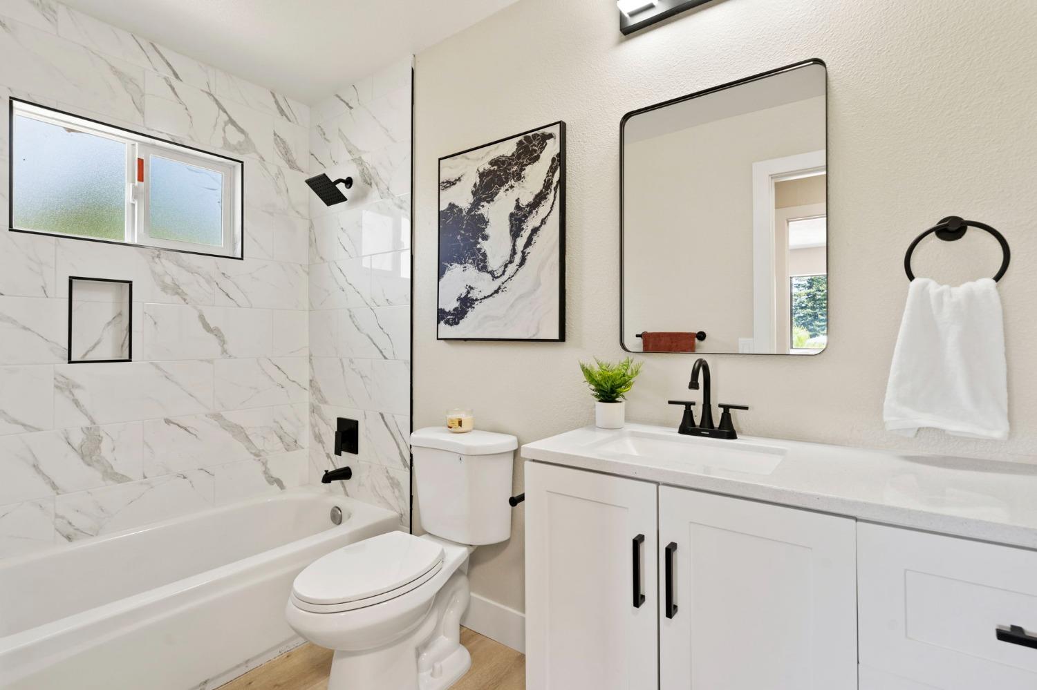 Detail Gallery Image 26 of 32 For 8044 Hoopes Dr, Citrus Heights,  CA 95610 - 3 Beds | 2/1 Baths
