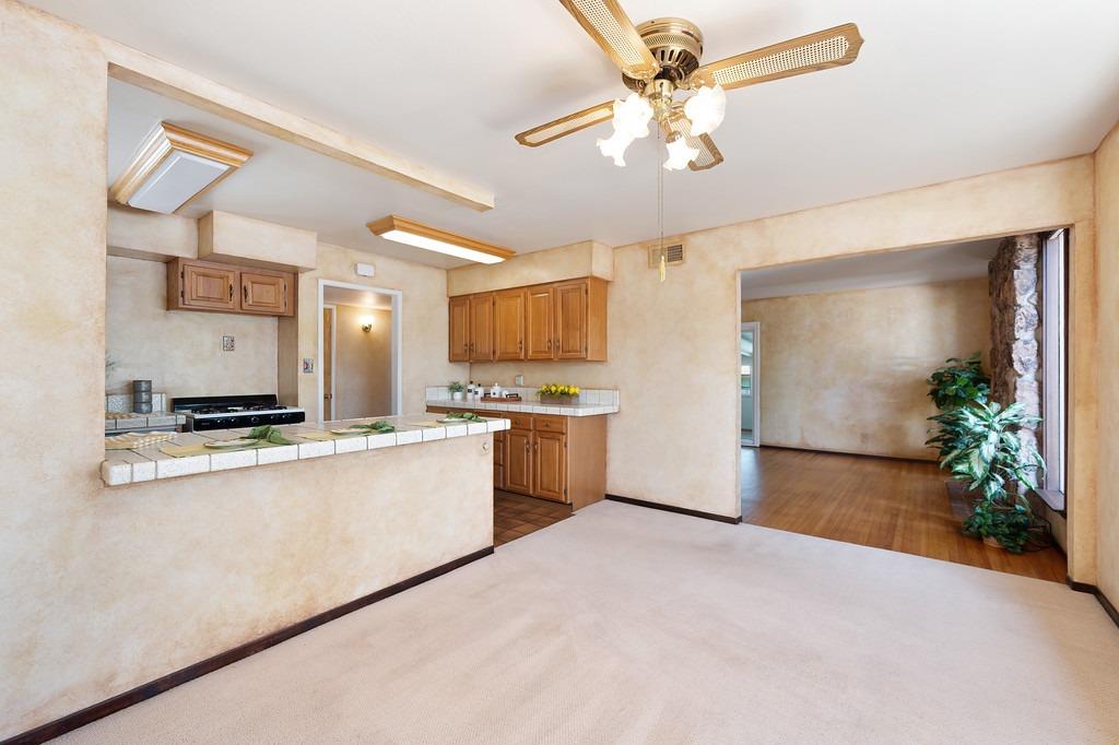 Detail Gallery Image 10 of 38 For 8005 Livorna Way, Fair Oaks,  CA 95628 - 4 Beds | 2 Baths