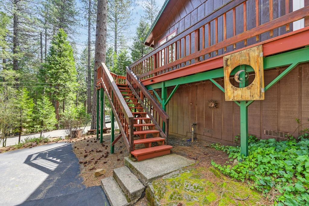 Fawn Drive, Pollock Pines, California image 5