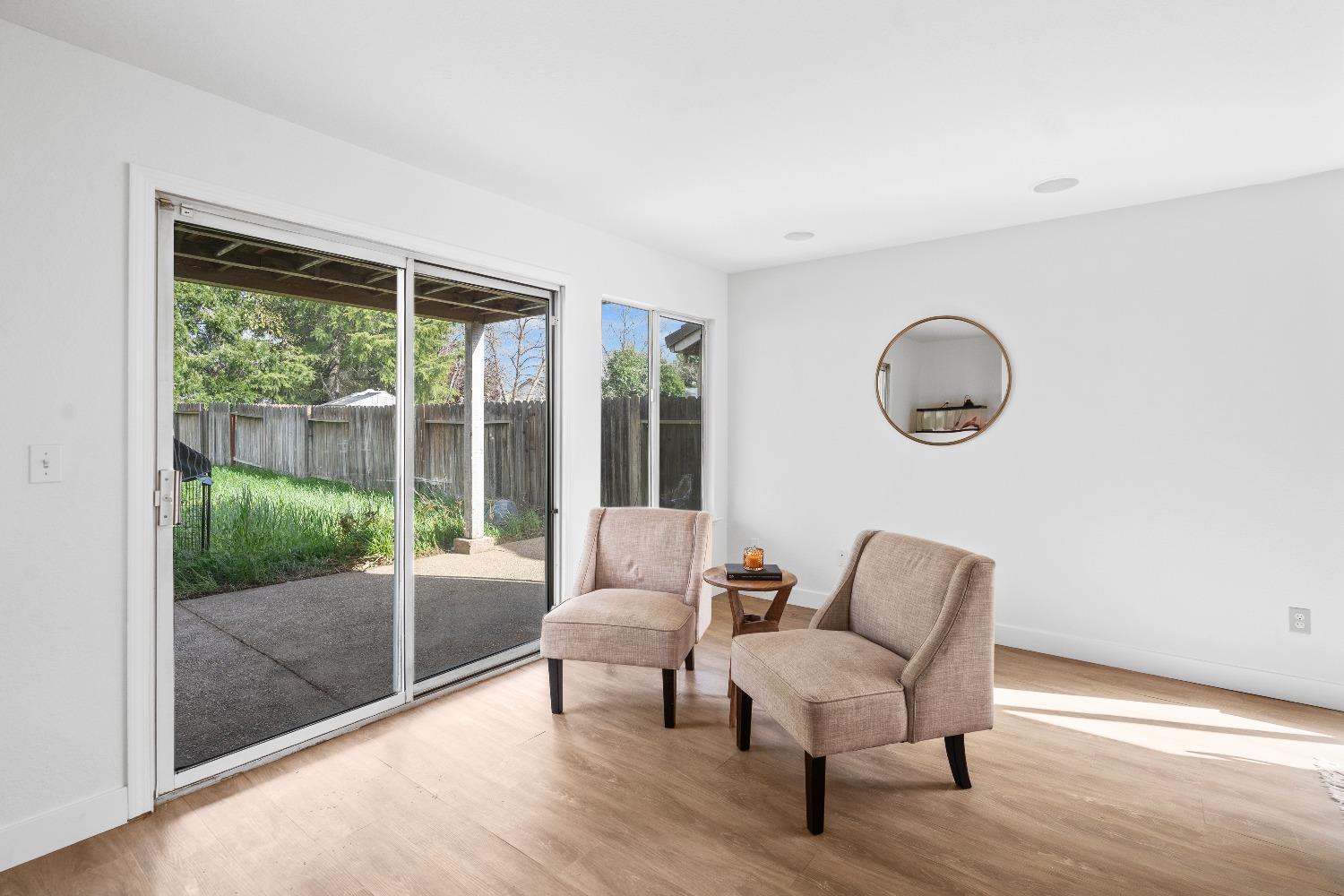 Detail Gallery Image 23 of 50 For 9557 W Village Tree Dr, Elk Grove,  CA 95758 - 3 Beds | 2/1 Baths
