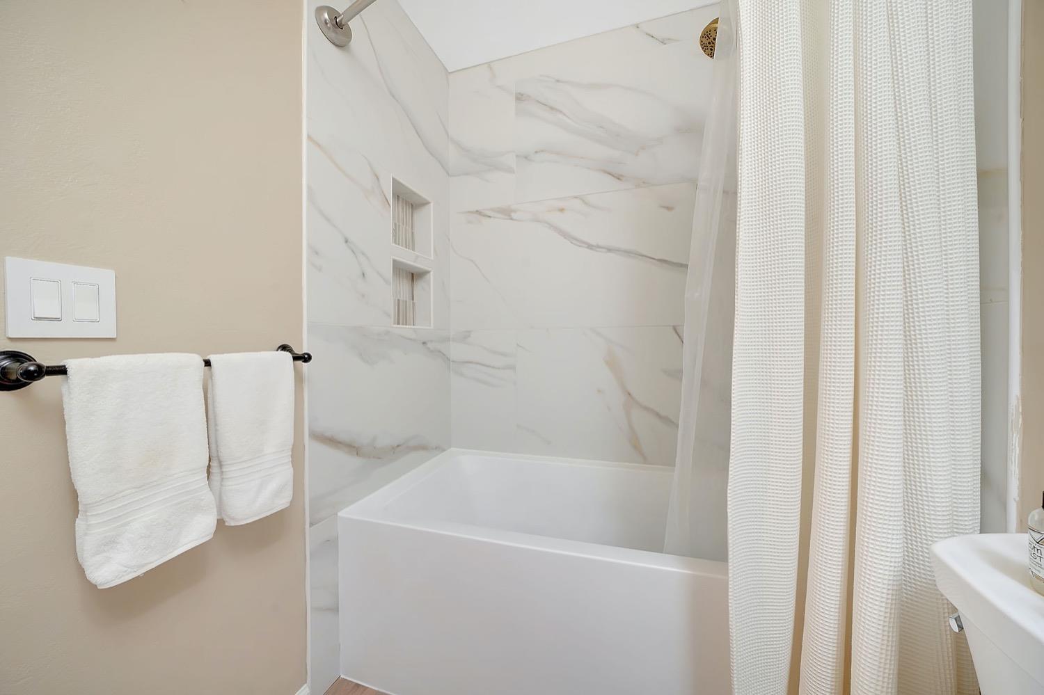 Detail Gallery Image 25 of 63 For 8912 Ramstad Ave, Fair Oaks,  CA 95628 - 3 Beds | 1 Baths