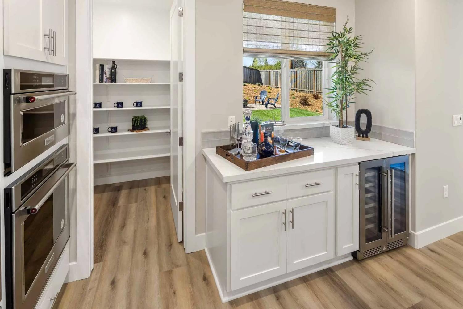 Detail Gallery Image 17 of 54 For 2500 Bramble Ct, Auburn,  CA 95603 - 3 Beds | 2/1 Baths