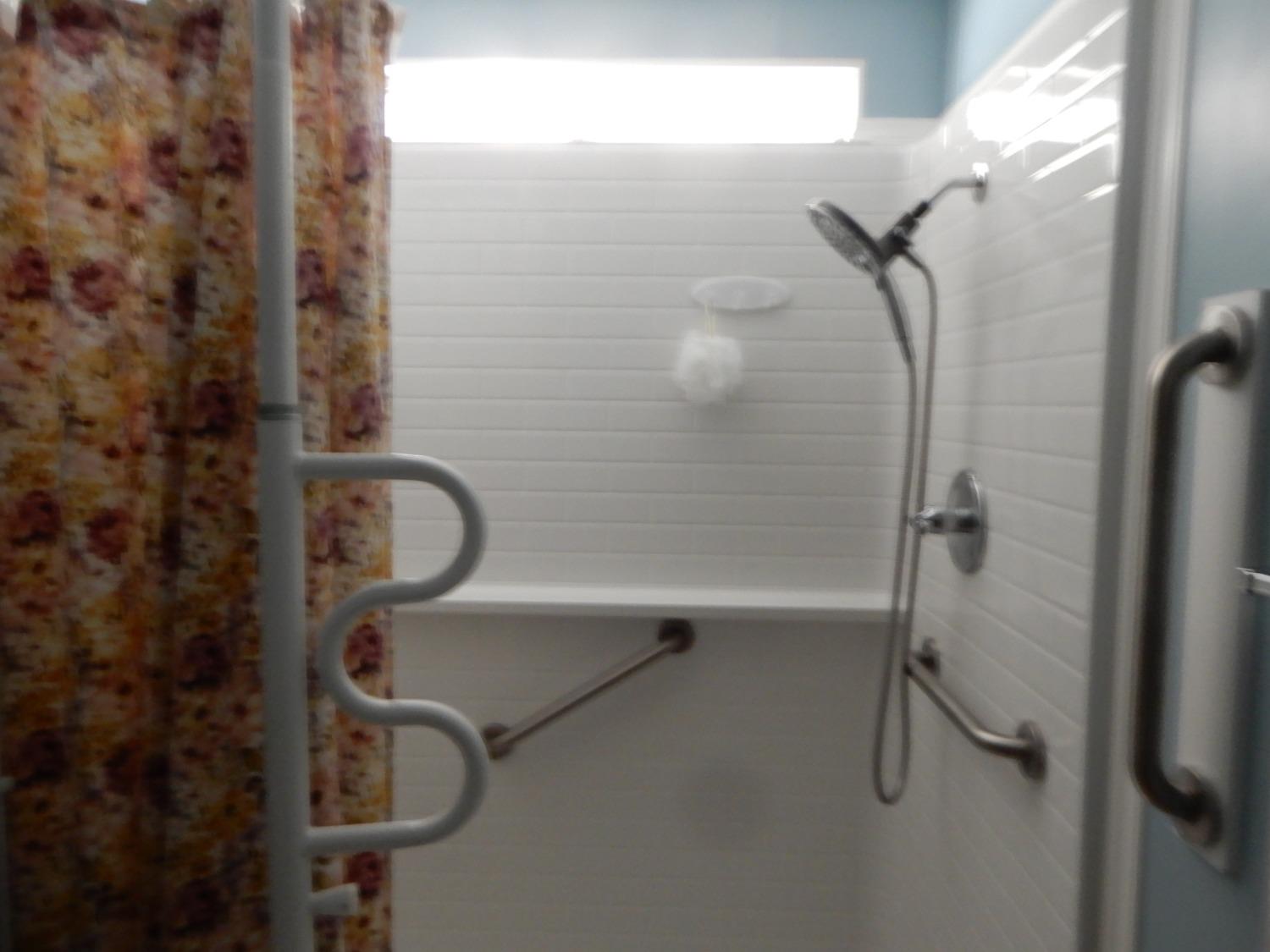 Detail Gallery Image 28 of 44 For 134 Gardenia, Sacramento,  CA 95828 - 3 Beds | 2 Baths