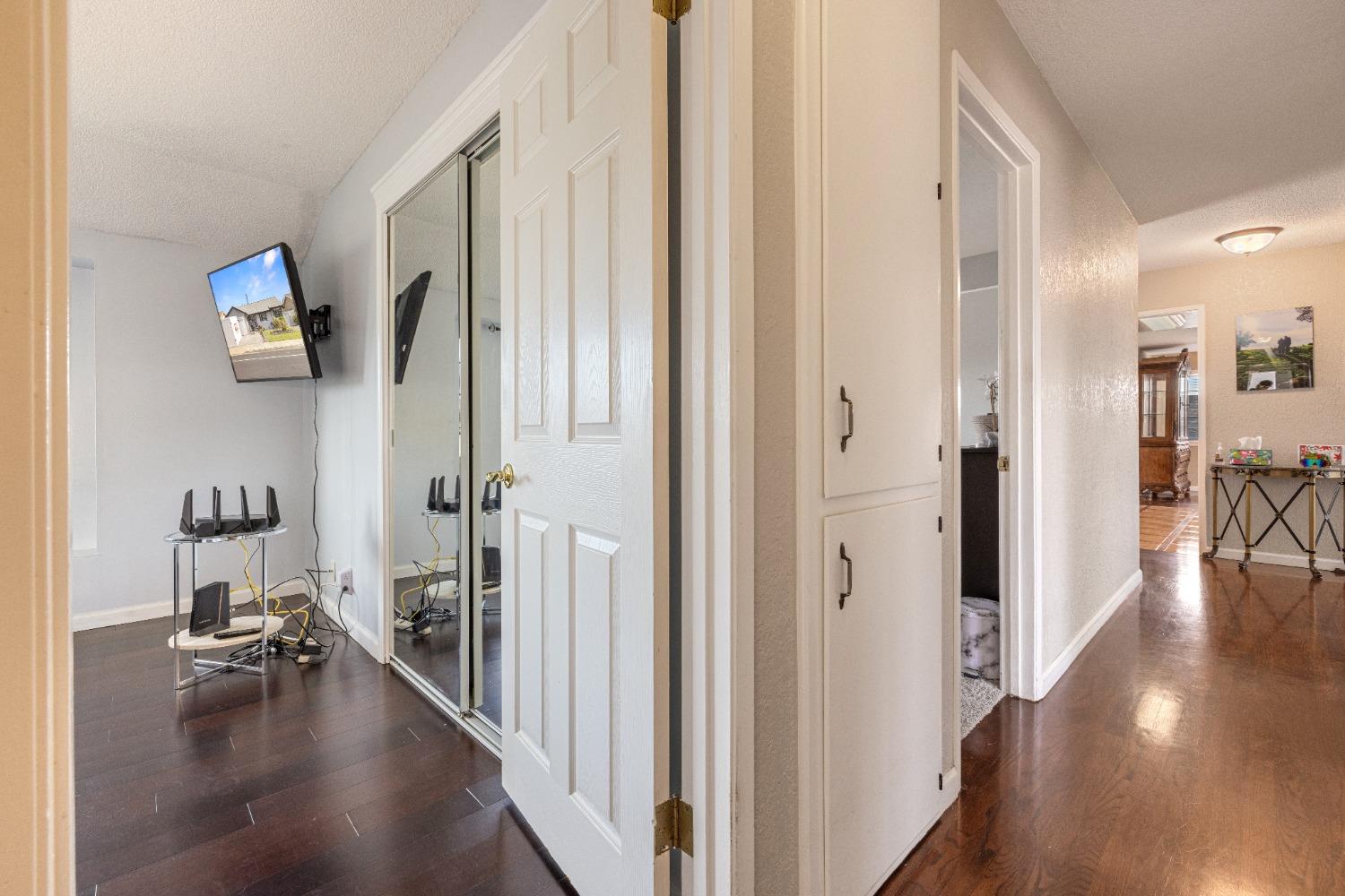 Detail Gallery Image 25 of 33 For 7795 Tamarack Dr, Dublin,  CA 94568 - 3 Beds | 2 Baths