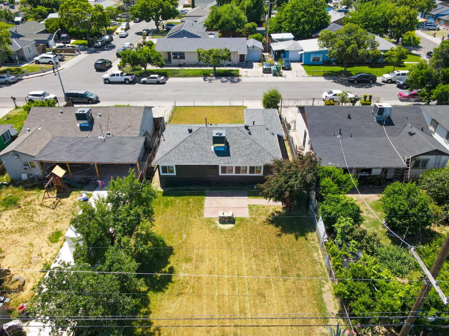 Detail Gallery Image 27 of 48 For 2310 Scribner St, Stockton,  CA 95206 - 2 Beds | 1 Baths