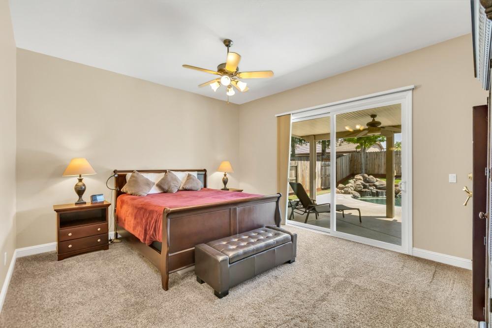 Detail Gallery Image 16 of 66 For 929 Jordine Way, Galt,  CA 95632 - 5 Beds | 2/1 Baths
