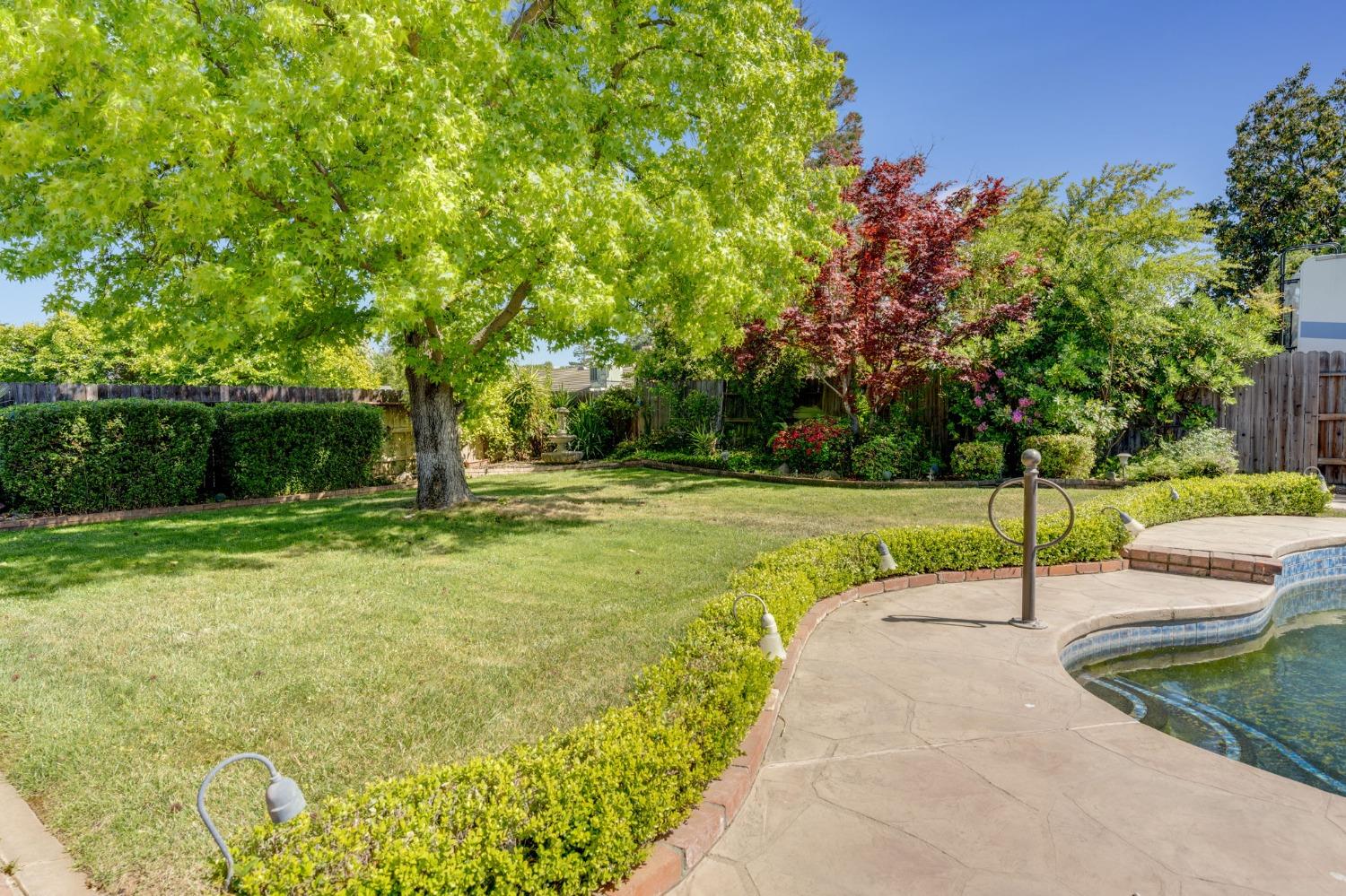 Detail Gallery Image 38 of 40 For 8700 Tipton Ct, Elk Grove,  CA 95624 - 3 Beds | 2/1 Baths