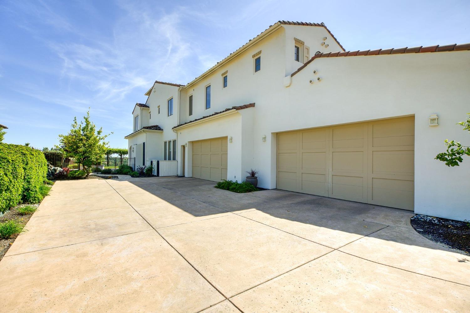 Detail Gallery Image 6 of 72 For 3432 Vista De Madera, Lincoln,  CA 95648 - 5 Beds | 5/1 Baths