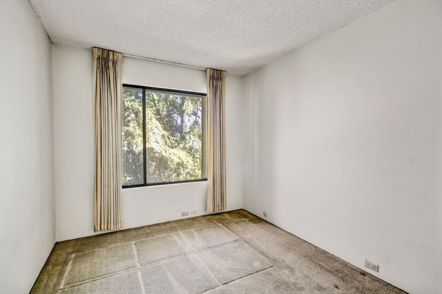 Detail Gallery Image 28 of 48 For 26 Adelphi Ct, Sacramento,  CA 95825 - 3 Beds | 2/1 Baths