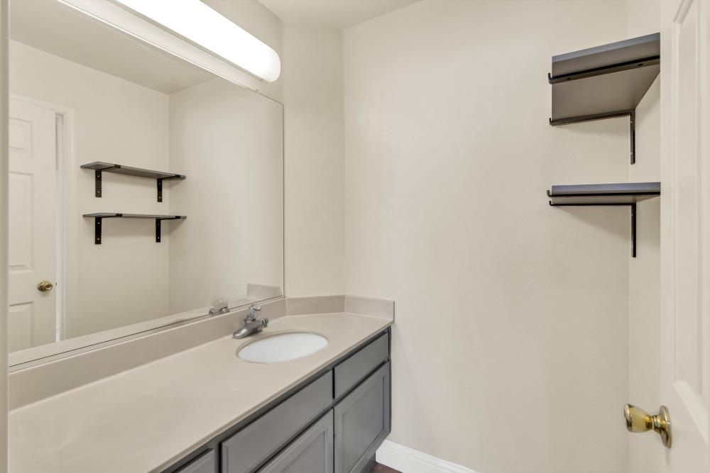 Detail Gallery Image 30 of 37 For 5209 Copper Ridge Way, Antelope,  CA 95843 - 4 Beds | 2/1 Baths