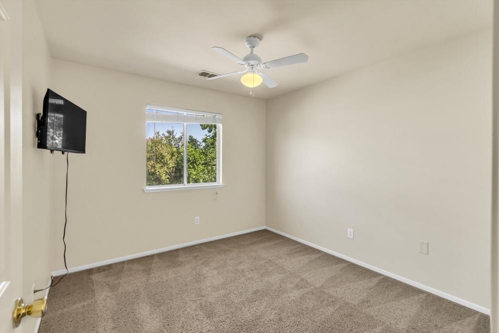 Detail Gallery Image 27 of 37 For 5209 Copper Ridge Way, Antelope,  CA 95843 - 4 Beds | 2/1 Baths