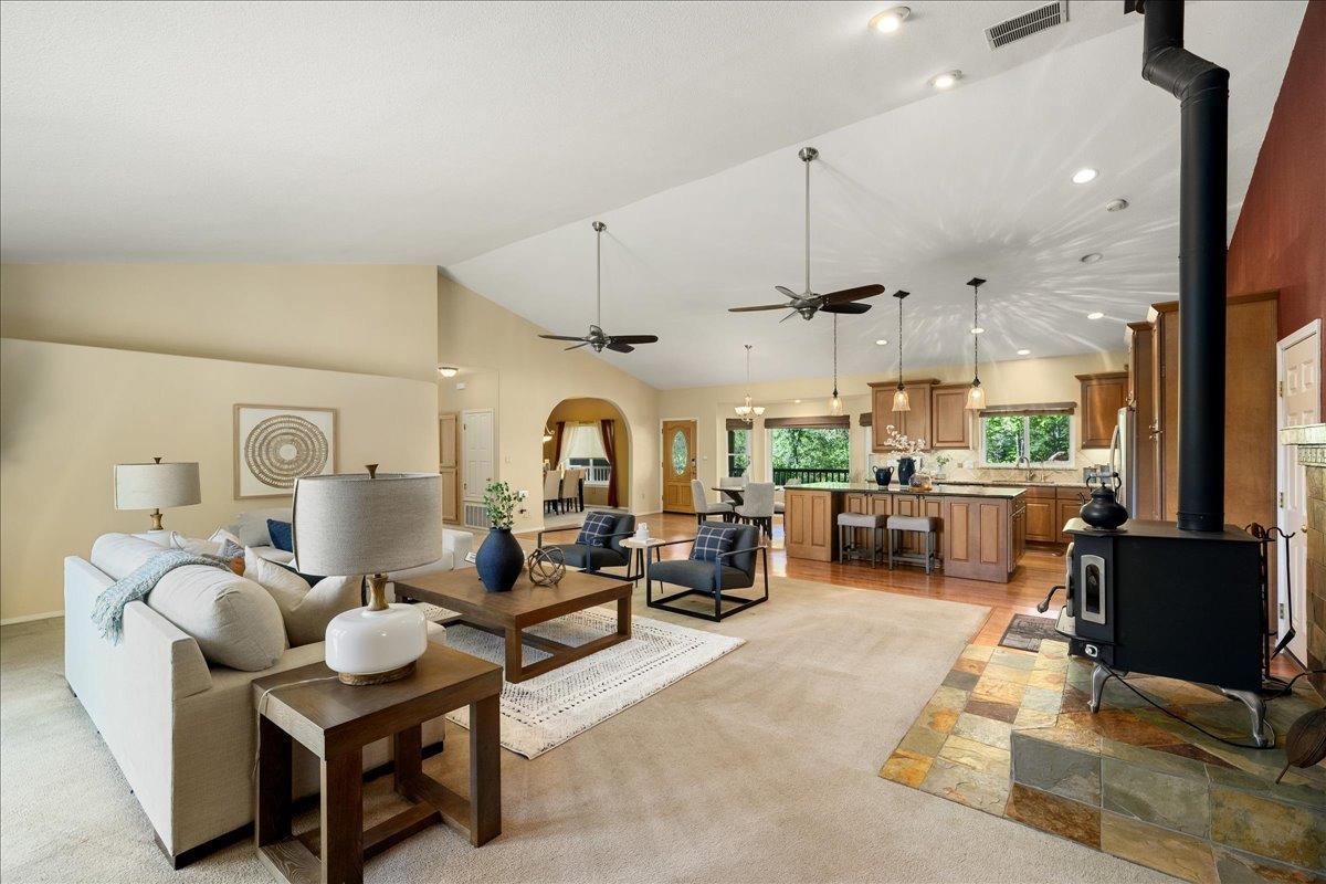 Detail Gallery Image 18 of 69 For 150 Spring Ln, Newcastle,  CA 95658 - 3 Beds | 3 Baths