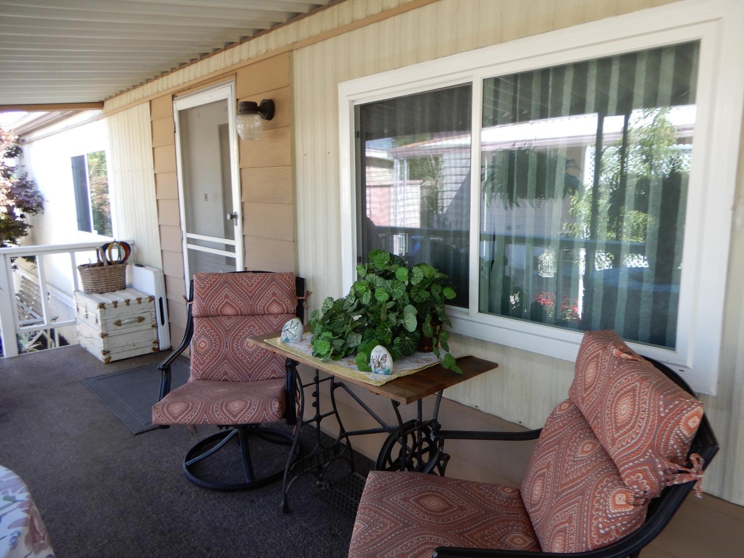 Detail Gallery Image 20 of 44 For 134 Gardenia, Sacramento,  CA 95828 - 3 Beds | 2 Baths