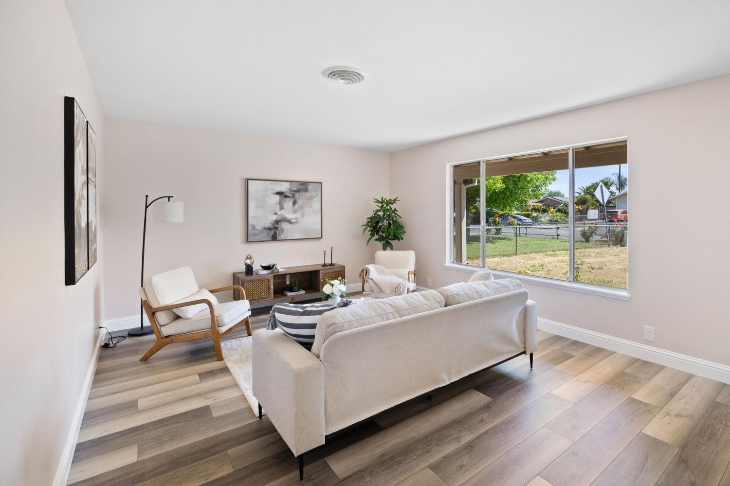 Fernwood Drive, Marysville, California image 8