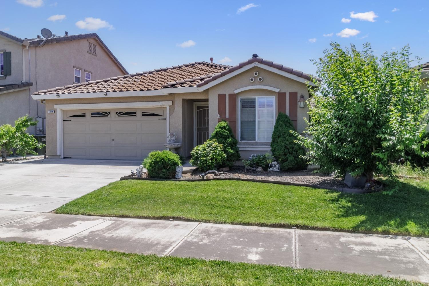 Detail Gallery Image 2 of 26 For 1474 Antioch Ct, Merced,  CA 95348 - 3 Beds | 2 Baths