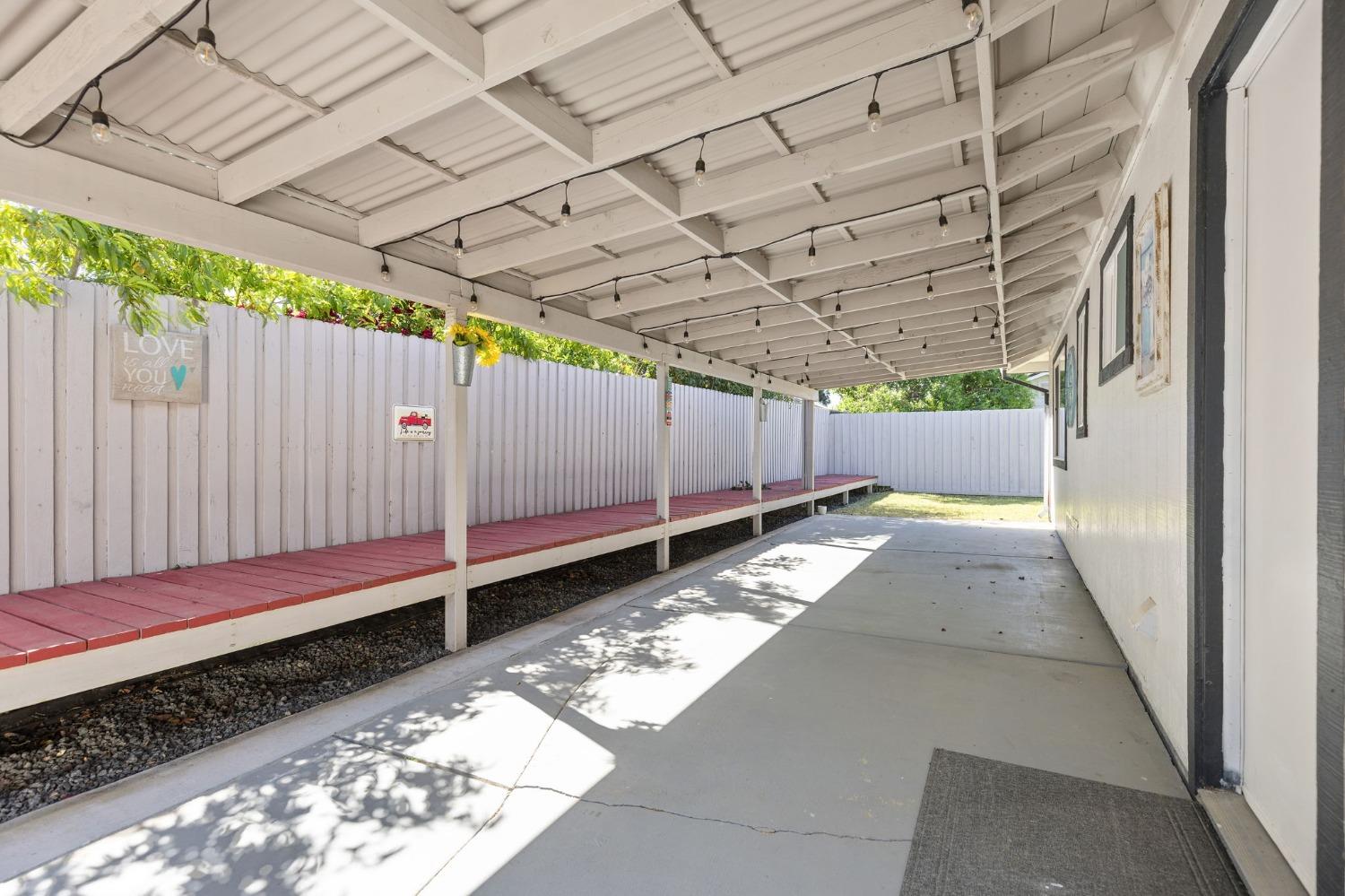 Detail Gallery Image 30 of 42 For 5224 North Ave, Carmichael,  CA 95608 - 3 Beds | 2 Baths