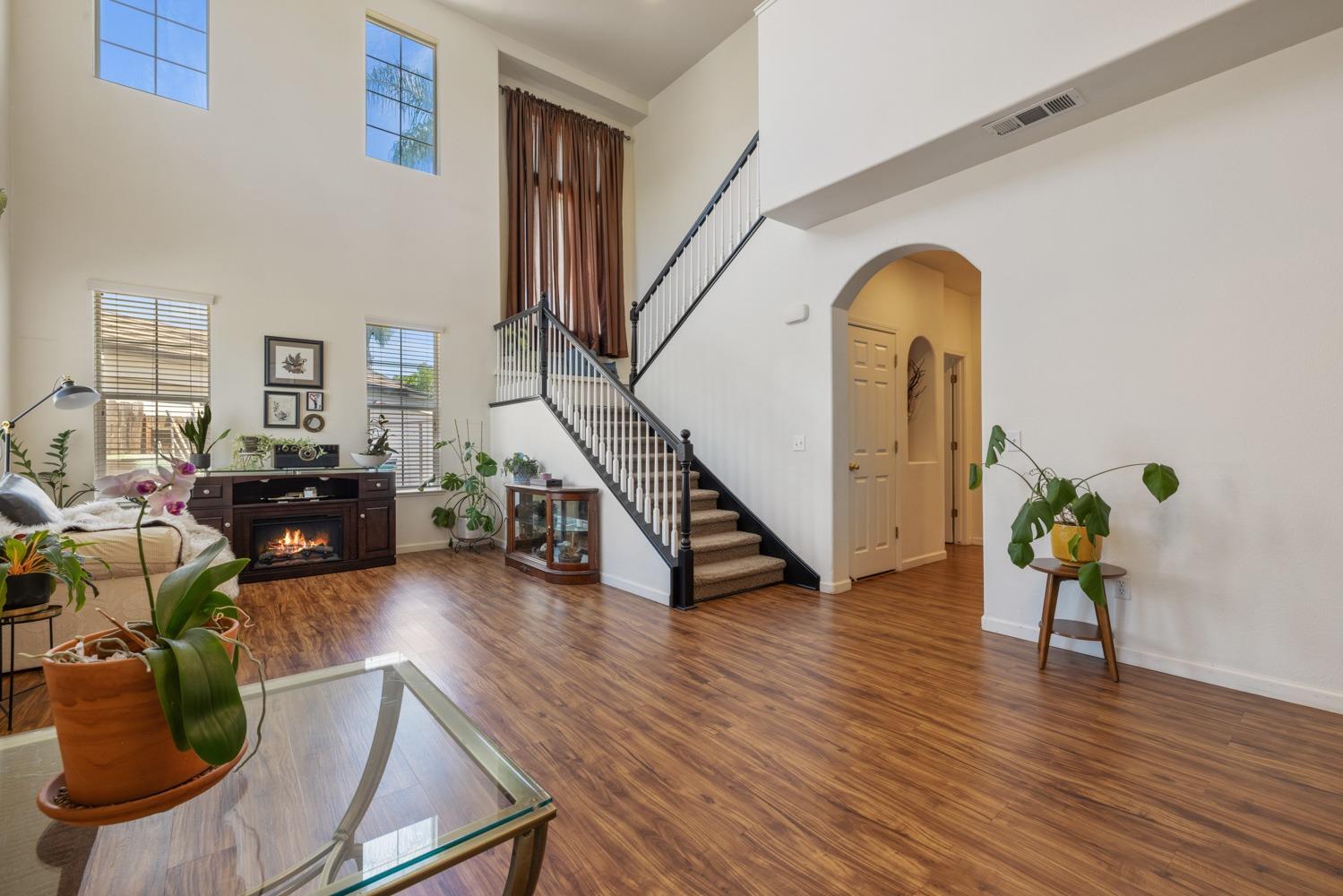 Detail Gallery Image 6 of 67 For 2500 Paseo De Leon, Turlock,  CA 95382 - 4 Beds | 2/1 Baths