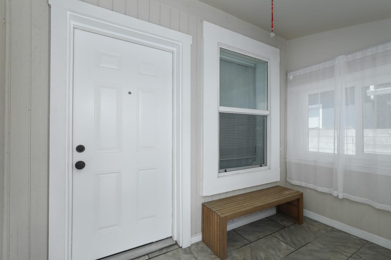Detail Gallery Image 7 of 48 For 1305 144th Ave, San Leandro,  CA 94578 - 2 Beds | 2/1 Baths