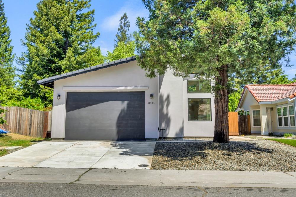 Detail Gallery Image 3 of 48 For 8411 Aster Ct, Citrus Heights,  CA 95610 - 3 Beds | 2 Baths