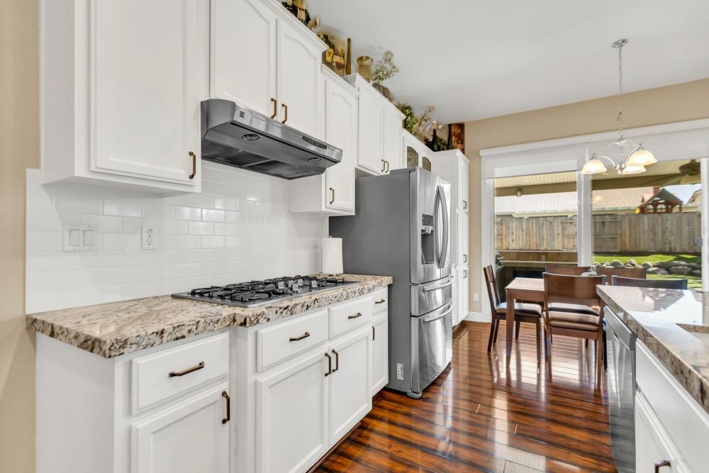 Detail Gallery Image 27 of 66 For 929 Jordine Way, Galt,  CA 95632 - 5 Beds | 2/1 Baths
