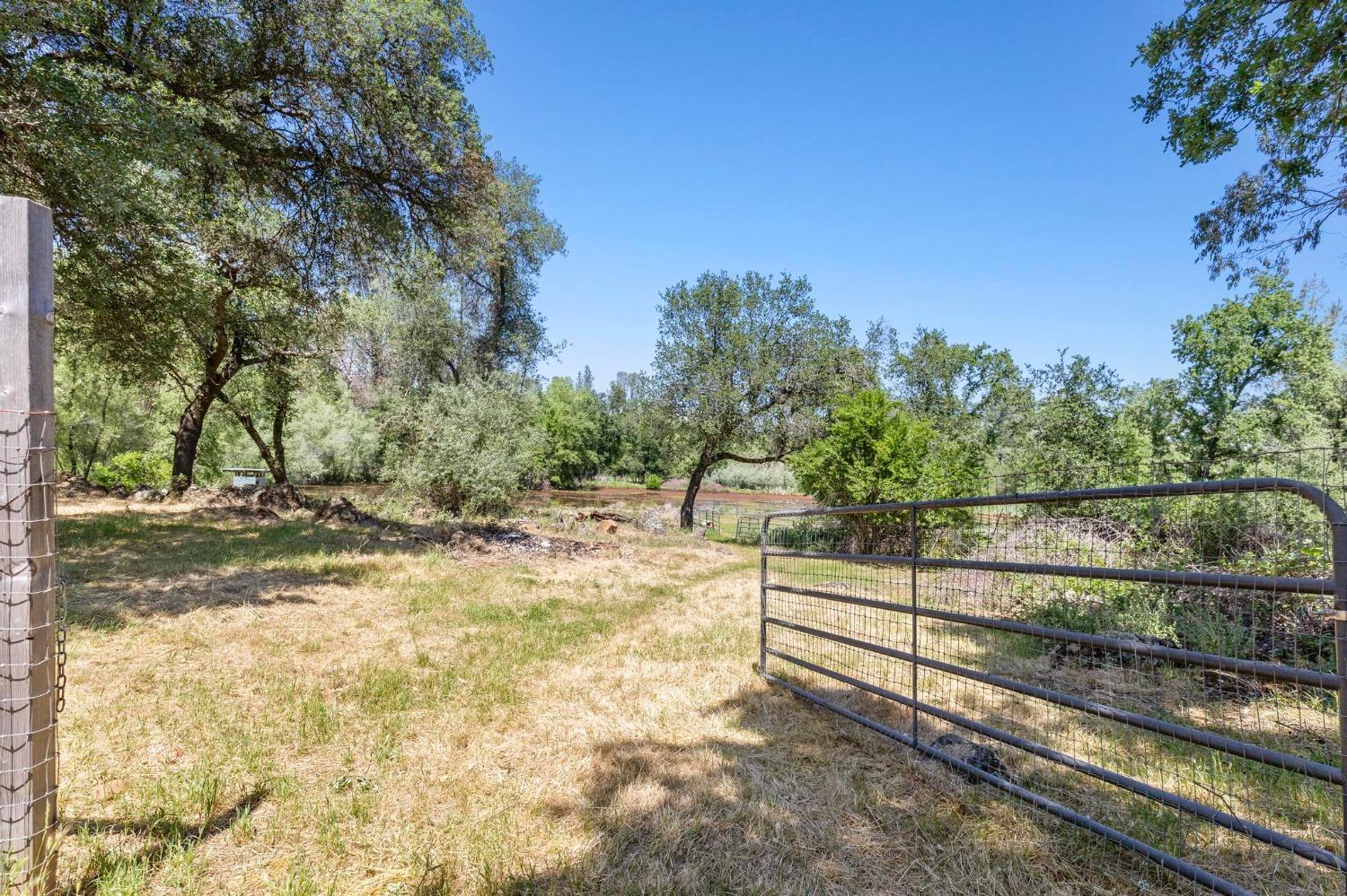 Detail Gallery Image 39 of 55 For 2681 Pinecrest Rd, Oroville,  CA 95966 - 3 Beds | 2 Baths