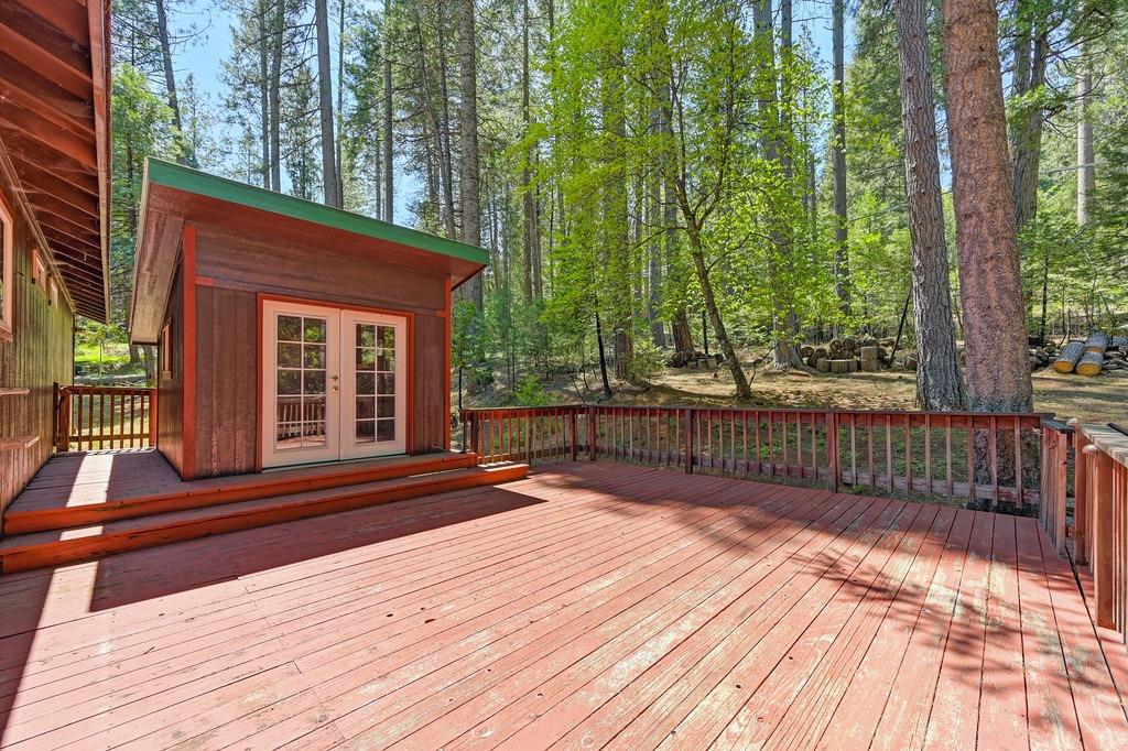 Fawn Drive, Pollock Pines, California image 30