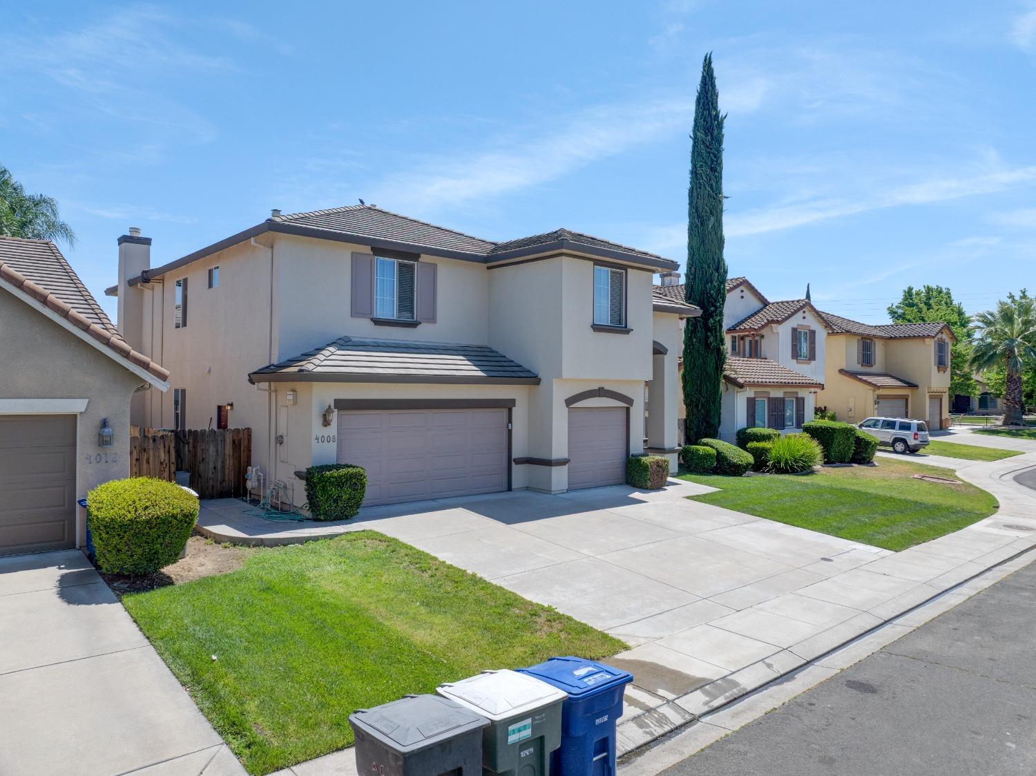 Detail Gallery Image 3 of 75 For 4008 Calais, Modesto,  CA 95356 - 4 Beds | 3 Baths