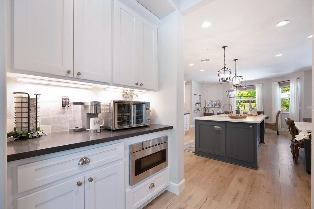 Detail Gallery Image 27 of 63 For 7527 Country Oaks Ln, Orangevale,  CA 95662 - 5 Beds | 4/1 Baths