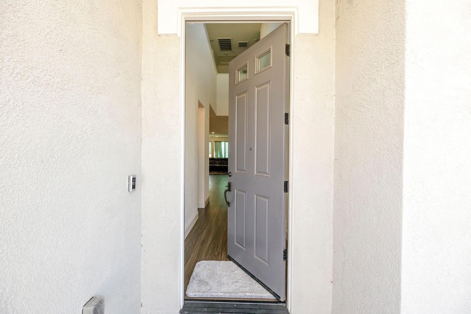 Detail Gallery Image 5 of 48 For 6910 Tailwind Ln, Stockton,  CA 95219 - 4 Beds | 3 Baths