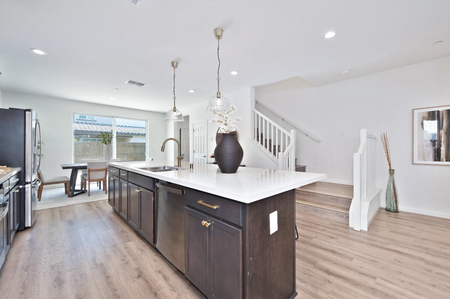 Detail Gallery Image 7 of 37 For 1336 Stark Bridge Rd, Lincoln,  CA 95648 - 4 Beds | 2/1 Baths
