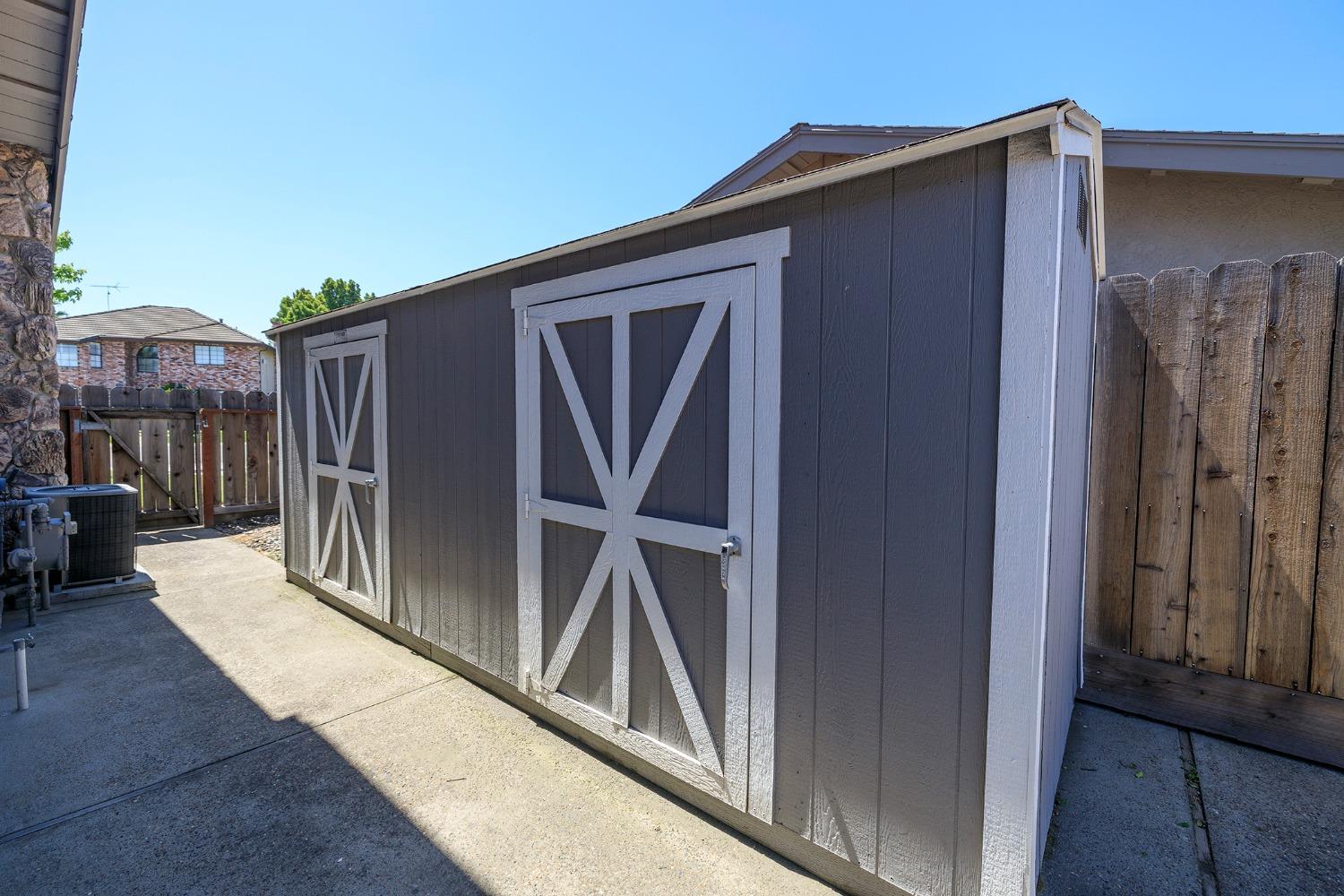 Oakridge Court, Modesto, California image 48