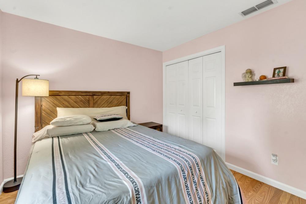 Photo #16: 225059817 Listing: Photo #16