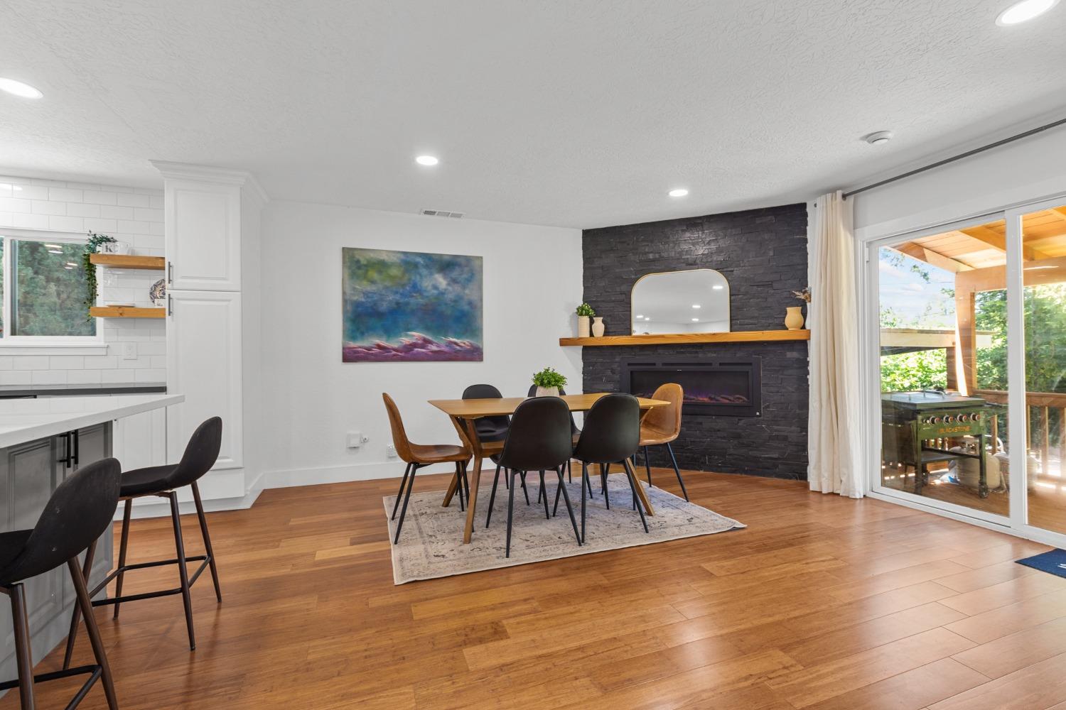 Detail Gallery Image 10 of 38 For 7889 Olive St, Fair Oaks,  CA 95628 - 3 Beds | 2 Baths