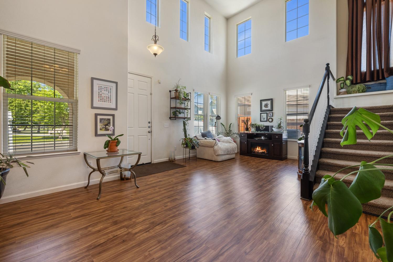 Detail Gallery Image 5 of 67 For 2500 Paseo De Leon, Turlock,  CA 95382 - 4 Beds | 2/1 Baths