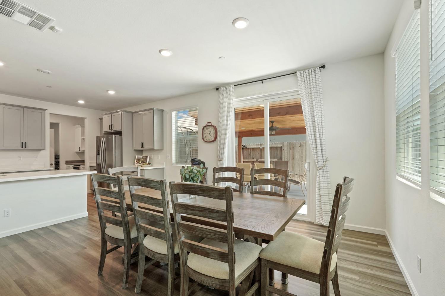 Detail Gallery Image 10 of 53 For 718 Lippi St, Galt,  CA 95632 - 3 Beds | 2 Baths
