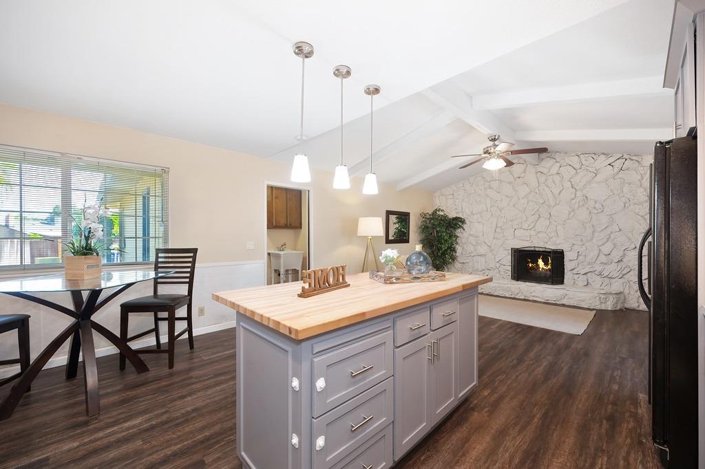 Detail Gallery Image 11 of 31 For 6704 Green Ash Ct, Citrus Heights,  CA 95610 - 4 Beds | 2 Baths