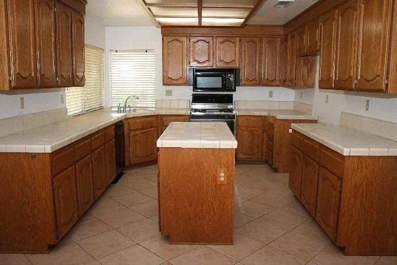 Detail Gallery Image 5 of 10 For 6009 Villa Rosa Way, Elk Grove,  CA 95758 - 4 Beds | 3 Baths