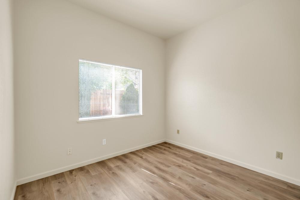 Detail Gallery Image 21 of 37 For 9255 Guillermina Ct, Elk Grove,  CA 95758 - 3 Beds | 2 Baths