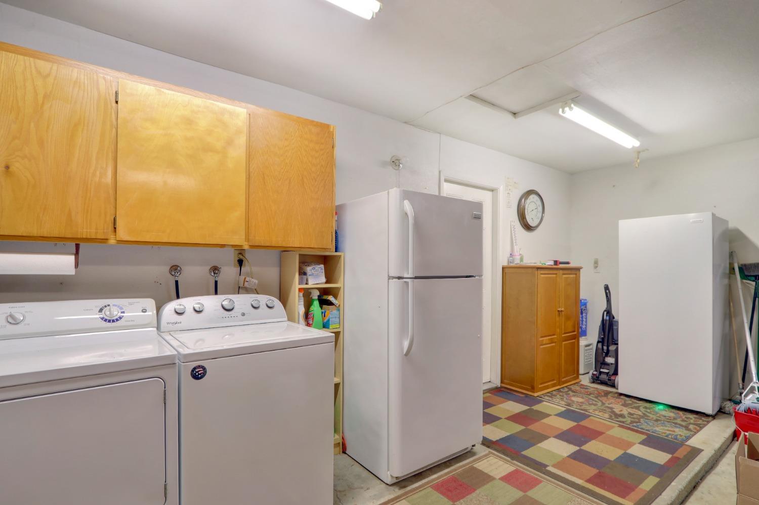 Detail Gallery Image 25 of 32 For 7463 Versailles Way, Sacramento,  CA 95842 - 3 Beds | 2 Baths