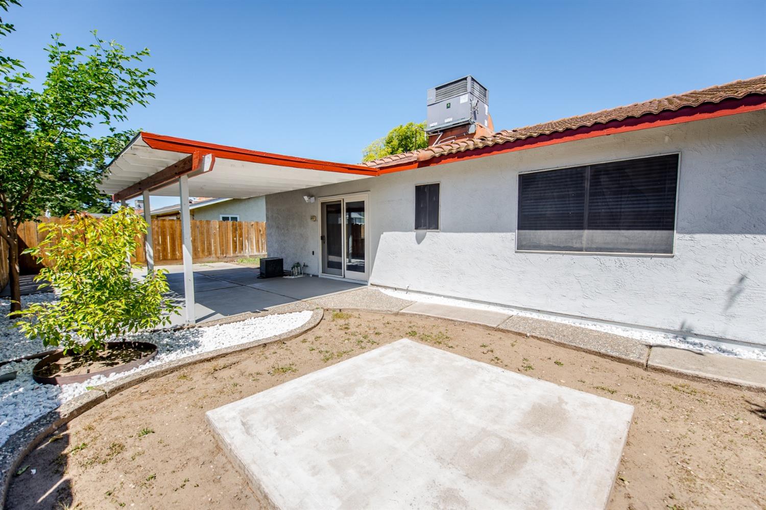 Detail Gallery Image 40 of 46 For 1925 Arrowsmith Dr, Manteca,  CA 95336 - 3 Beds | 2 Baths