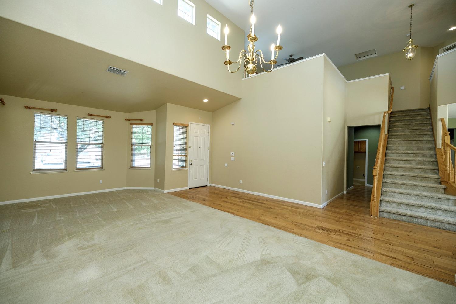 Detail Gallery Image 9 of 61 For 2920 Medinah Way, Modesto,  CA 95355 - 4 Beds | 3 Baths