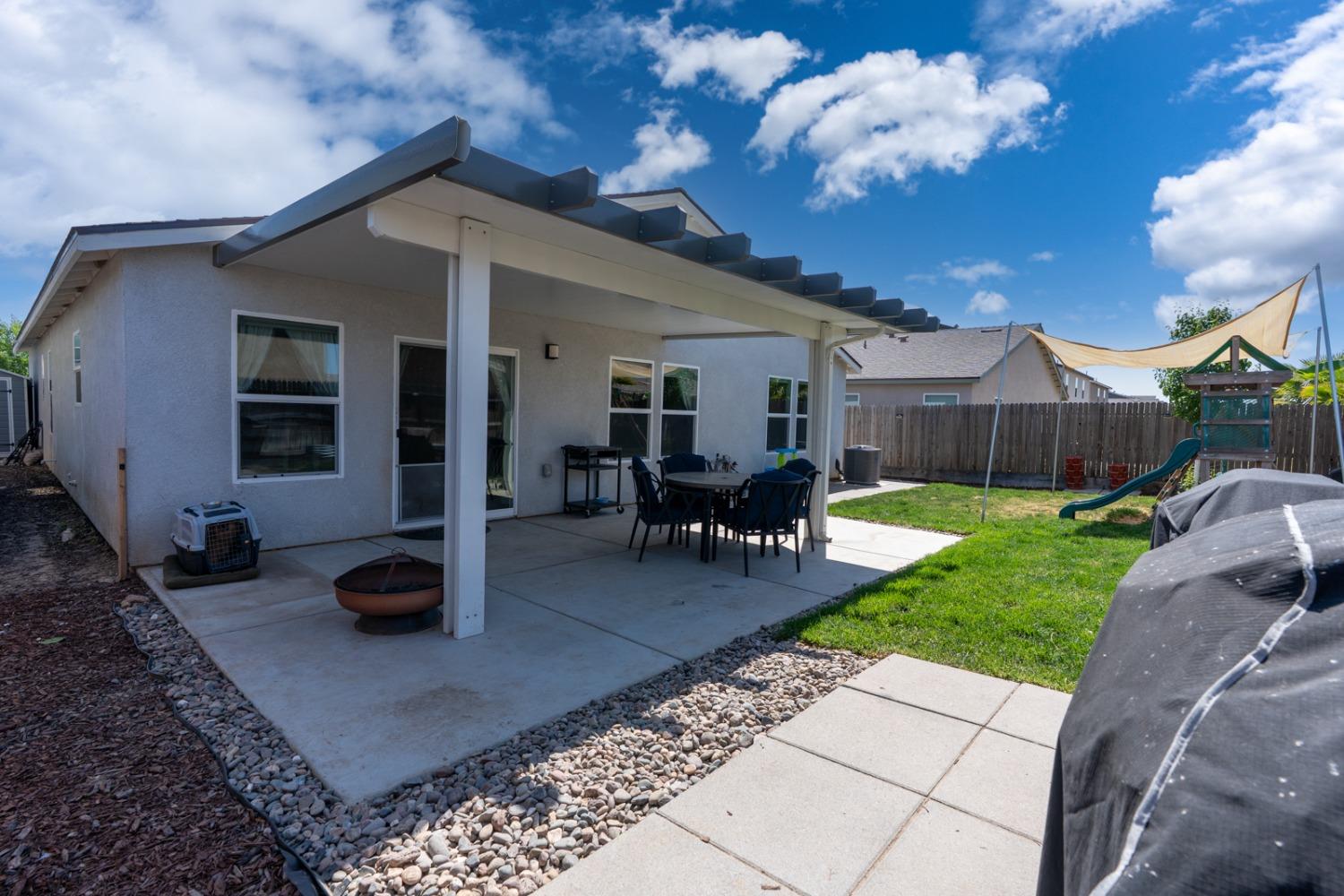 Detail Gallery Image 34 of 48 For 627 Suzanne Dr, Merced,  CA 95348 - 4 Beds | 2 Baths