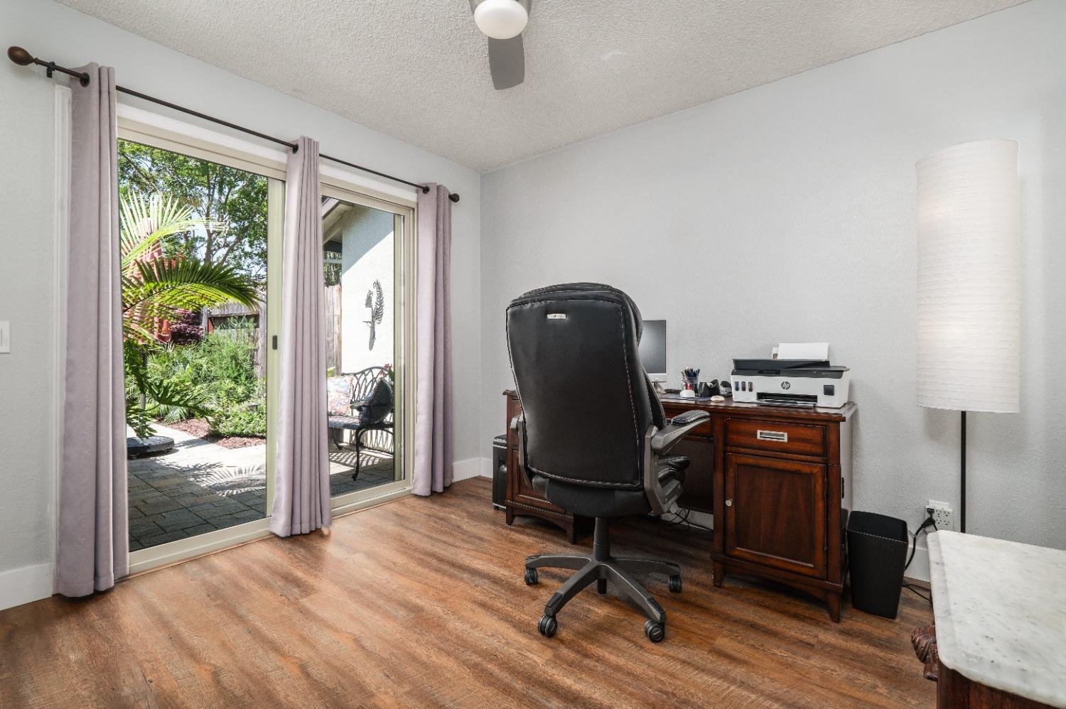 Detail Gallery Image 37 of 61 For 11078 Autumnwind Ln, Rancho Cordova,  CA 95670 - 3 Beds | 2 Baths